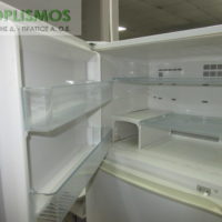 Ψυγείο οικιακό sharp frost free