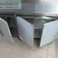 Ερμάριο inox ανοιχτό