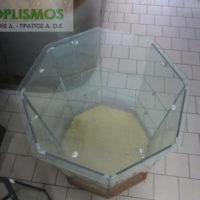 Οκτάγωνη επιδαπέδια βιτρίνα