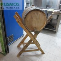 Ξύλινο βαρέλι κρασιού