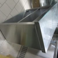 Κλειστό ερμάριο 90εκ