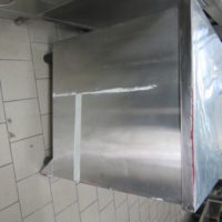 Ψυγείο πάγκος με βιτρίνα