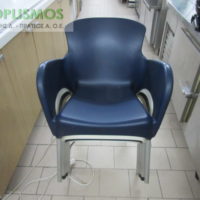 Πλαστική καρέκλα