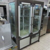 Βιτρίνα 125cm τζαμαρία 1 200x200 - Μεταχειρισμένα Επαγγελματικά Ψυγεία