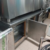 Επαγγελματικό Ψυγείο Πάγκος Συντήρησης – 3 Πόρτες