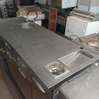 Μεταχειρισμένο Επαγγελματικό Πόστο Καφέ Ανοξείδωτο Ερμάριο (198x70x86 cm)