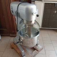 μεταχειρισμένο επαγγελματικό μίξερ ζαχαροπλαστικής μάρκας "dynamic" με κάδο 20 λίτρων