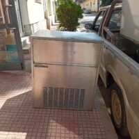 Μεταχειρισμένη Επαγγελματική Παγομηχανή masterfrost m1200 (120kg/24h)