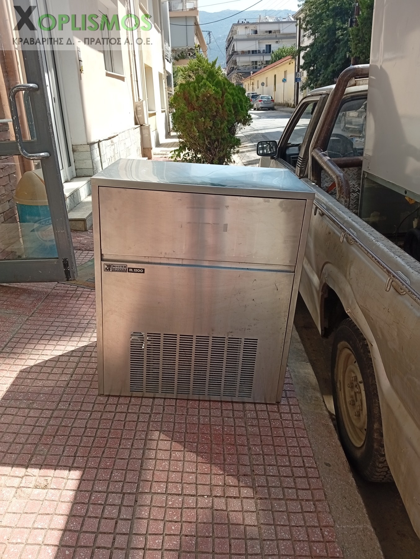 Μεταχειρισμένη Επαγγελματική Παγομηχανή masterfrost m1200 (120kg/24h)